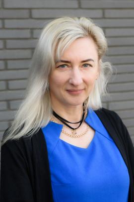 Pahk, Helen